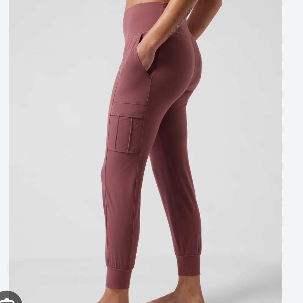 Athleta Salutation Cargo Jogger